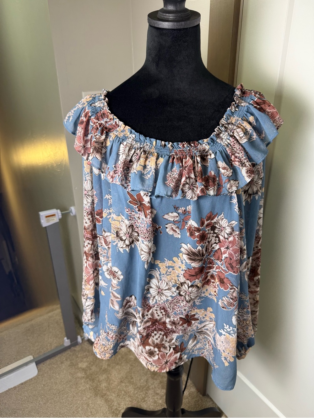 Torrid Floral Long Sleeve Off the Shoulder Boat Neck Tunic Stretch Ruffle Flowy